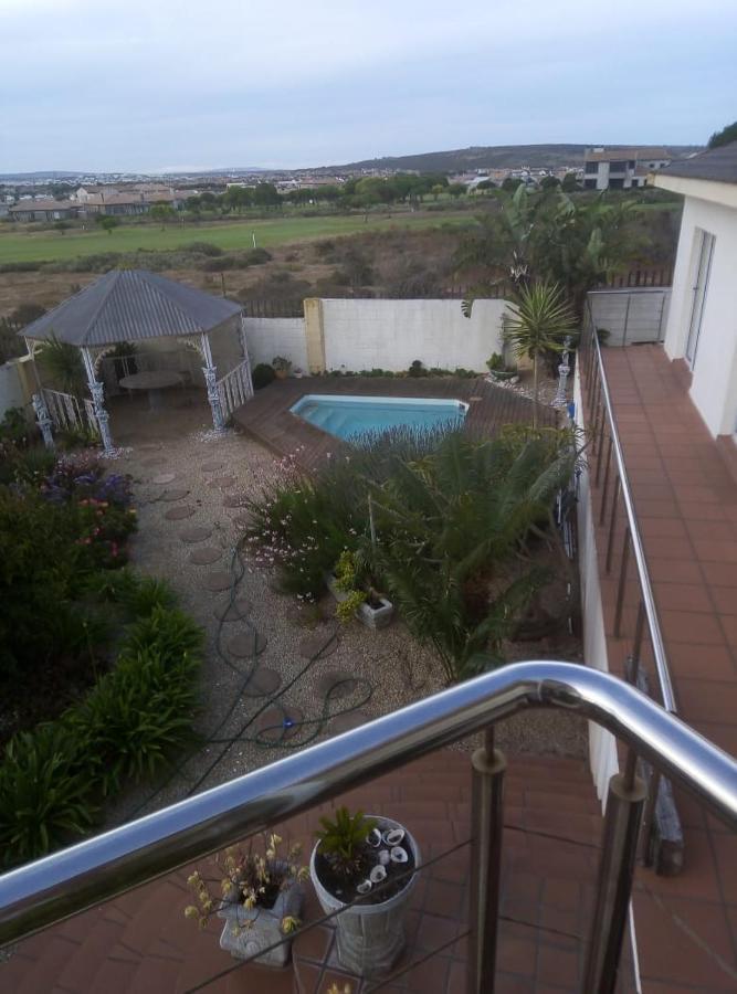 Apartamento 70 On Fairway Langebaan Exterior foto